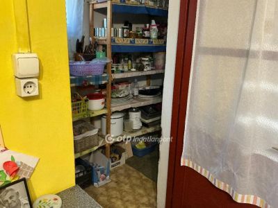 Eladó családi ház Mogyoród