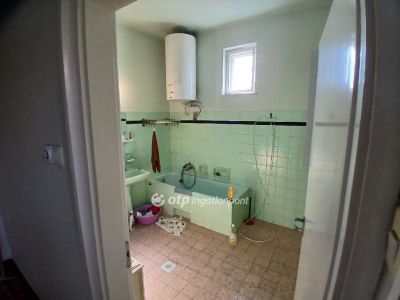 Eladó családi ház Hatvan
