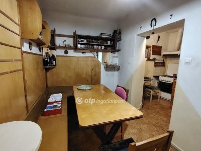 Eladó családi ház Pécs