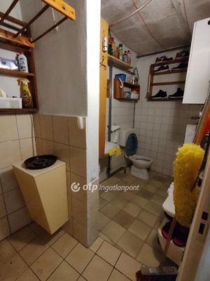 Eladó családi ház Pécs