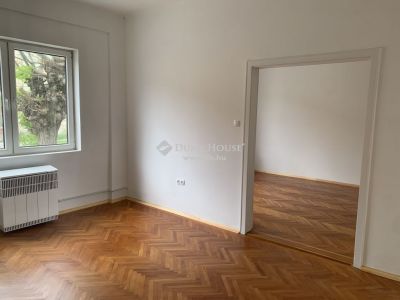 Eladó családi ház Tolna