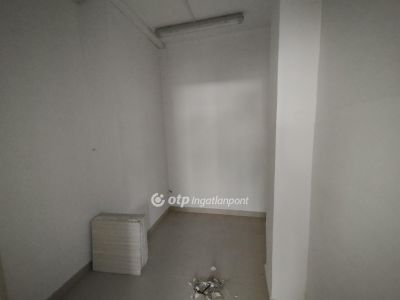 Eladó egyéb iroda Simontornya