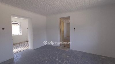 Eladó családi ház Kiskunlacháza