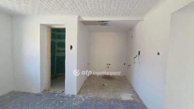 Eladó családi ház Kiskunlacháza