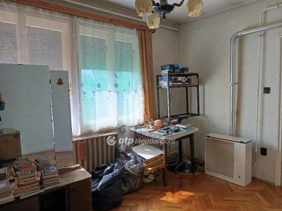 Eladó családi ház Békéscsaba