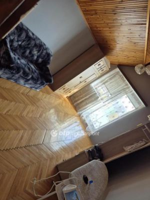 Eladó családi ház Törtel