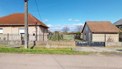 Eladó családi ház Tiszalúc