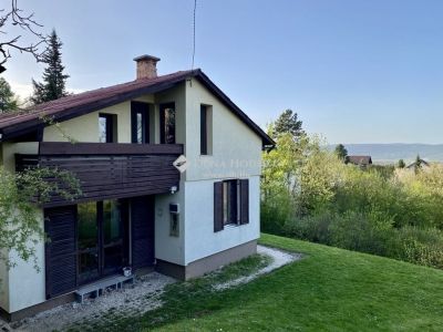 Eladó családi ház Solymár
