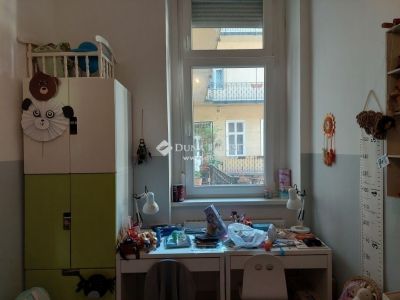 Eladó lakás Budapest