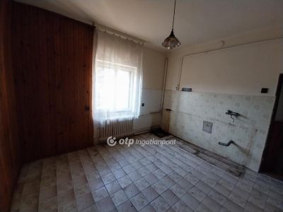 Eladó családi ház Nyíregyháza