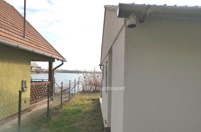 Eladó nyaraló Szigetszentmiklós