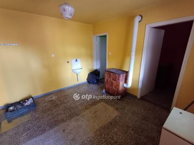 Eladó családi ház Csanytelek