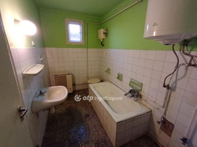 Eladó családi ház Csanytelek