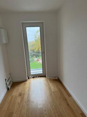 Eladó családi ház Budapest