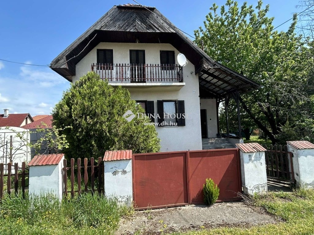 Eladó családi ház Albertirsa