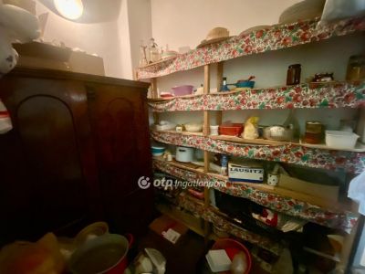 Eladó családi ház Jászapáti
