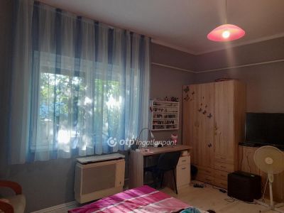 Eladó családi ház Szeged