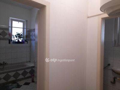 Eladó családi ház Szeged