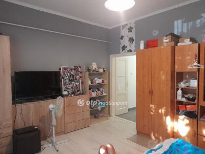 Eladó családi ház Szeged