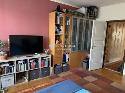 Eladó családi ház Érd