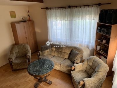 Eladó családi ház Érd