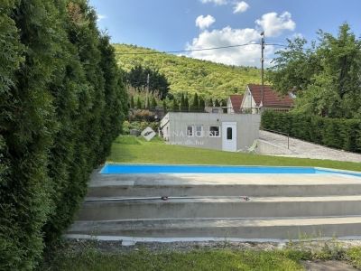 Eladó családi ház Budapest