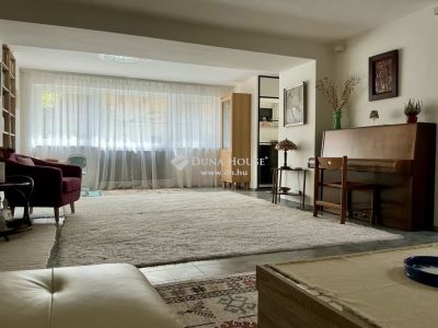 Eladó családi ház Budapest