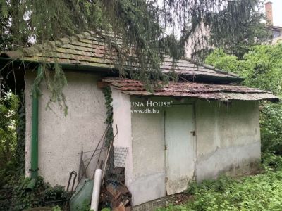 Eladó lakóövezeti telek Budapest