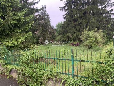 Eladó lakóövezeti telek Budapest