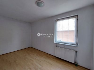 Eladó családi ház Érd