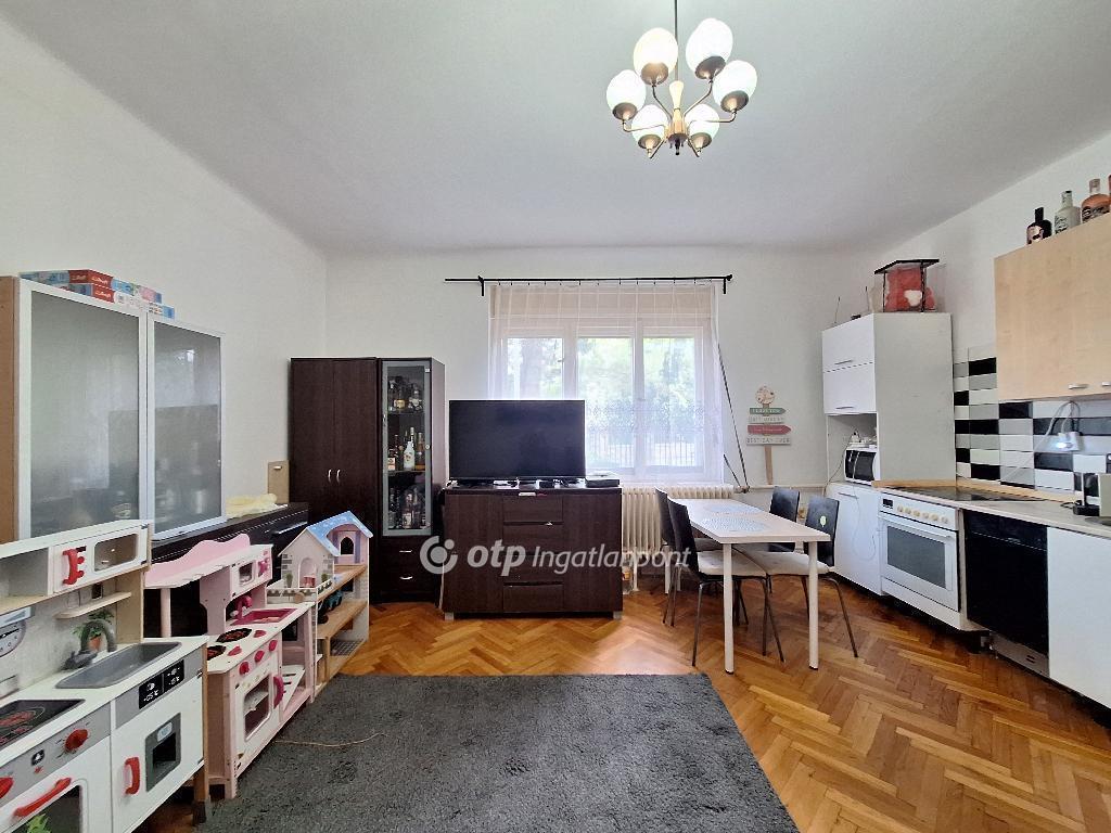 Eladó lakás Budapest