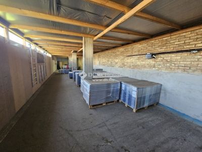 Eladó egyéb ipari ingatlan Pécs