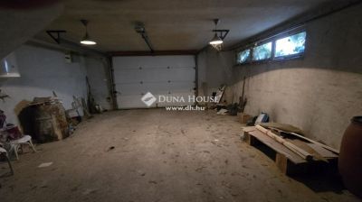 Eladó családi ház Páty