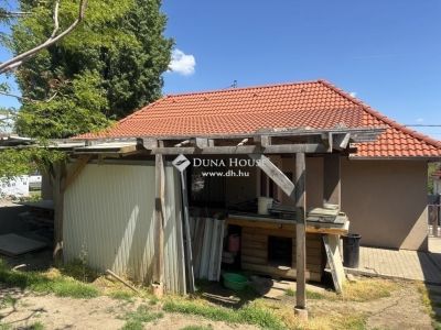 Eladó családi ház Pécs