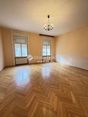 Eladó családi ház Pécs