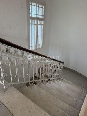 Eladó családi ház Pécs