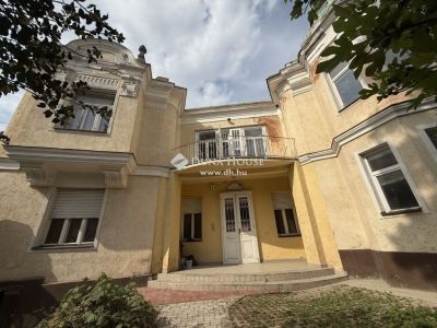 Eladó családi ház Pécs