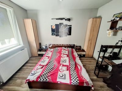 Eladó családi ház Monor