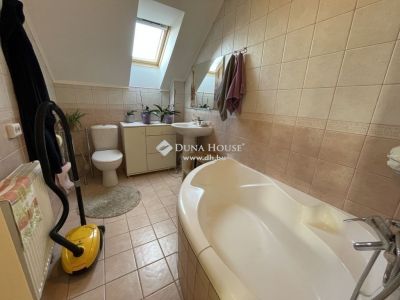 Eladó családi ház Cserkeszőlő