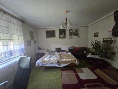 Eladó családi ház Kaba