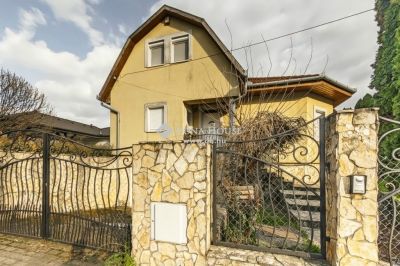 Eladó családi ház Kecskemét