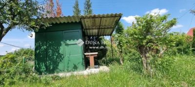 Eladó nyaraló Gomba