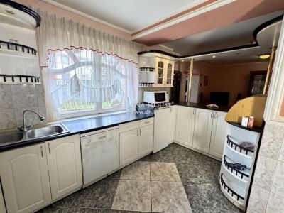 Eladó családi ház Budapest