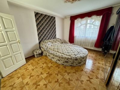 Eladó családi ház Budapest