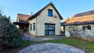 Eladó családi ház Budapest