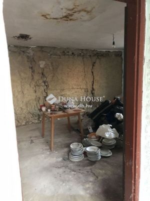 Eladó családi ház Tarján