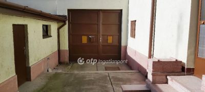 Eladó családi ház Kecskemét