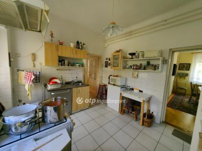 Eladó családi ház Kecskemét