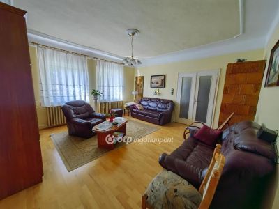 Eladó családi ház Kecskemét