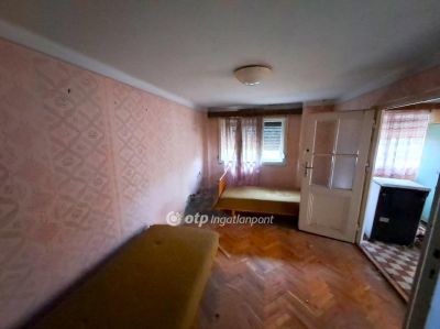 Eladó családi ház Kecskemét